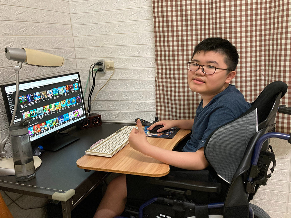 阿辰想擁有桌上型電腦